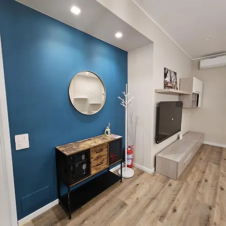 The Tower, Bellavita Appartement *