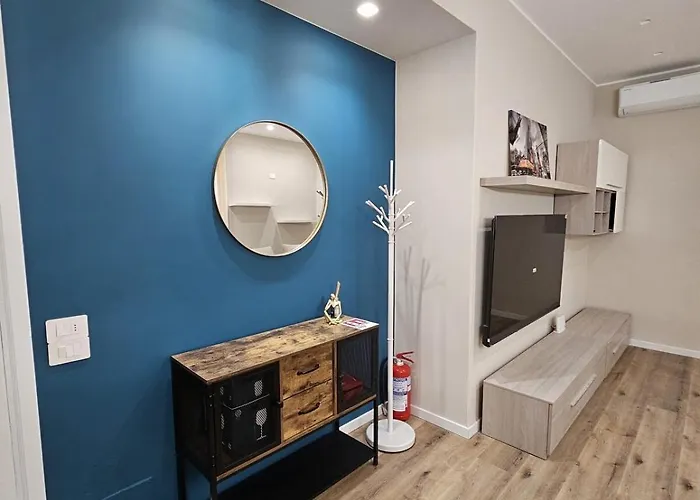 The Tower, Bellavita Apartment *